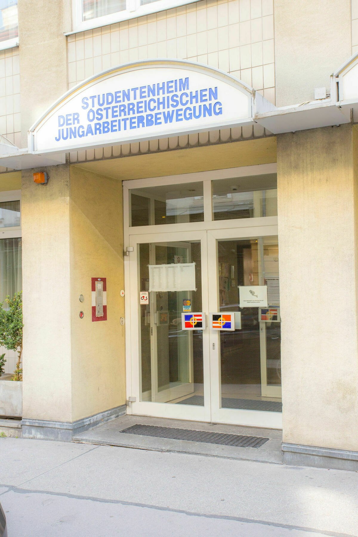 myNext - Westbahnhof Hostel One Wien Exterior foto